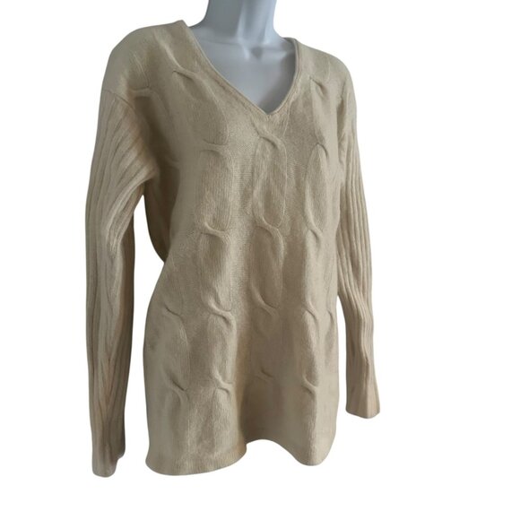 woods & gray women’s sweater size M lambwool angora blend knit cream long sleeve - Picture 2 of 11